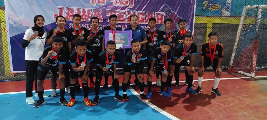 TIM HOCKEY SPENJA SABET JUARA 2 TK PROPINSI
